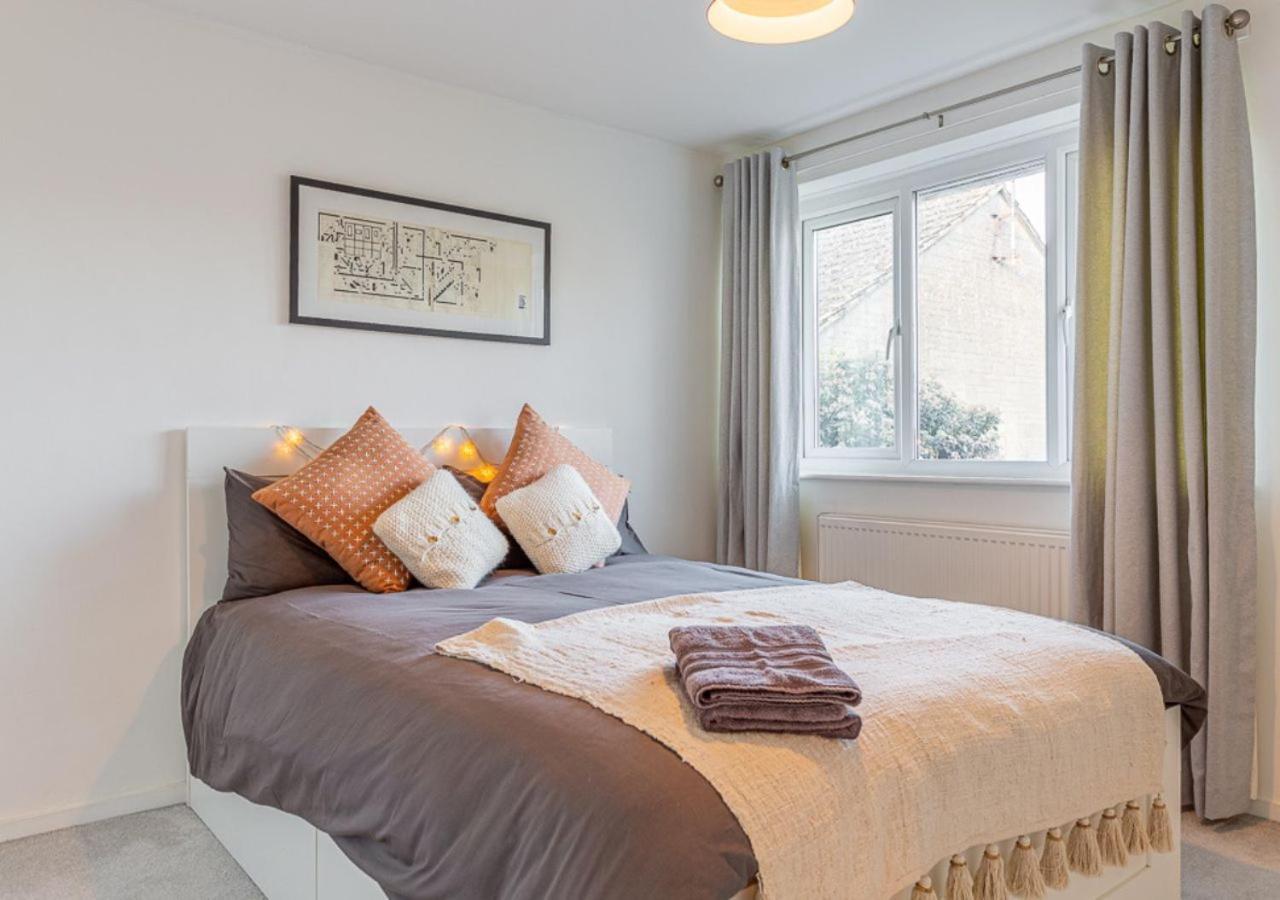 Villa Modern 2 Bd W/ Garden In The Heart Of Tetbury! Exterior foto